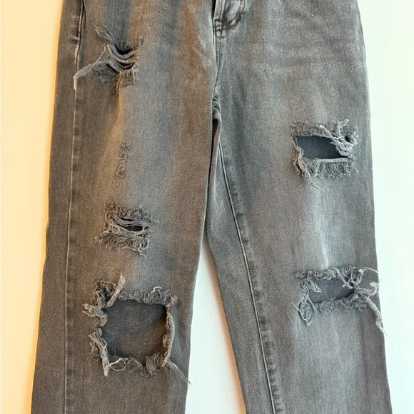 PacSun High Rise Straight Leg Ripped Black Jeans - Picture 5 of 8